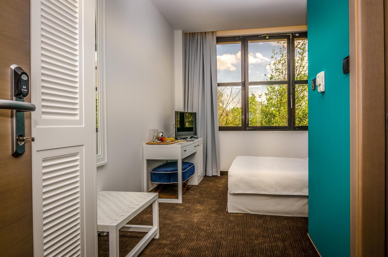 Hotel Passport Белград Екстериор снимка